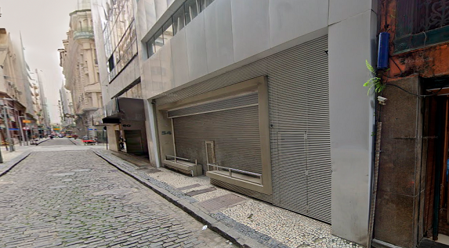 PRÉDIO COMERCIAL COM ÁREA DE 2500 M² NO CENTRO DO RIO DE JANEIRO/RJ