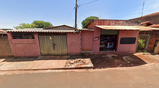 IMÓVEL RESIDENCIAL E COMERCIAL SOBRE TERRENO DE 279 M² NA CIDADE DE CÂNDIDO MOTA/SP