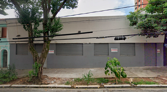 GALPÃO COMERCIAL COM 120 M² SOBRE TERRENO DE 180,50 M² EM SÃO PAULO/SP