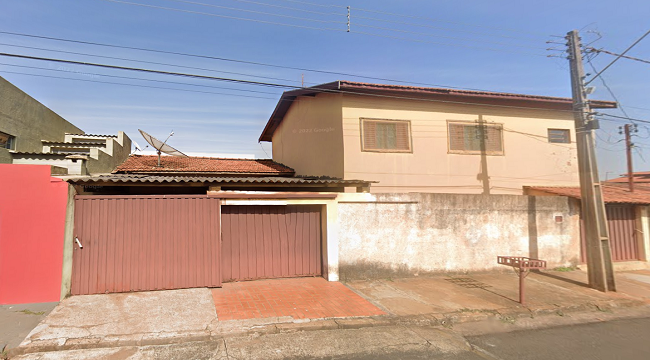 DIVERSAS CASAS LOCALIZADAS NA VILA SILVESTRE EM ASSIS/SP