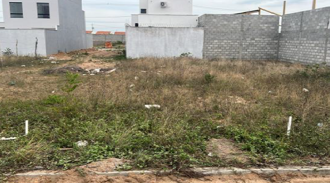 TERRENO URBANO COM ÁREA DE 140 M² EM FEIRA DE SANTANA/BA