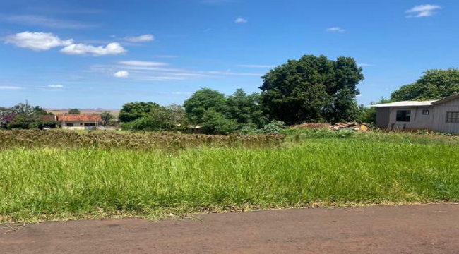 TERRENO SEM BENFEITORIAS COM ÁREA DE 400 M² EM TUPÃSSI/PR