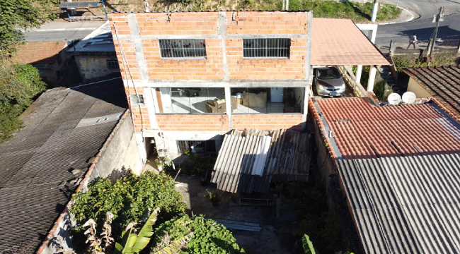 PARTE IDEAL DE IMÓVEL ASSOBRADADO COM 150 M² SOBRE TERRENO DE 401 M² EM FRANCO DA ROCHA/SP