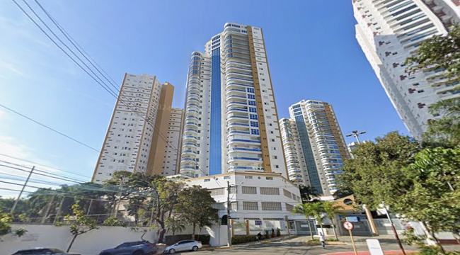 APARTAMENTO COM 151 M² E TRÊS VAGAS DE GARAGEM NO COND. ART’S GARDEN EM MOGI DAS CRUZES/SP